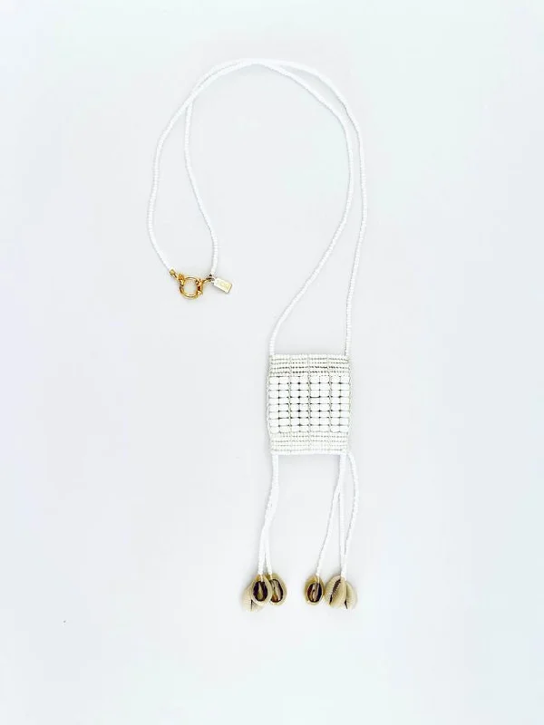 affordable fashion necklaces for women-Pendant Necklace with beaded tassels and shells - WHITE