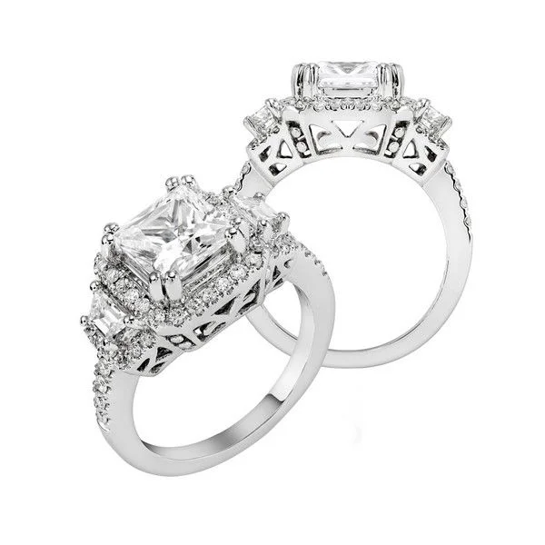 custom-made engagement rings-Diamond Engagement Ring