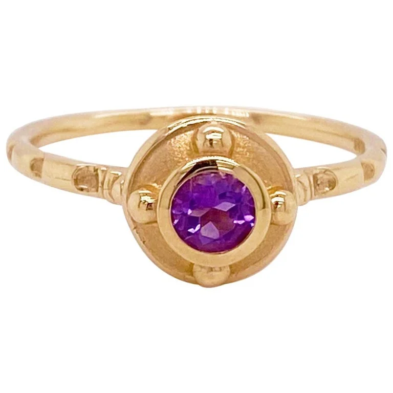 eco-friendly rings for women-Round Bezel Amethyst Ring