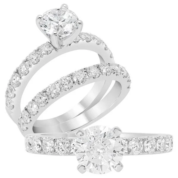 luxurious diamond engagement rings-Diamond Engagement Ring